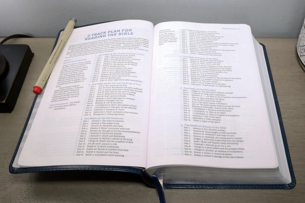 NIV, Student Bible, Personal Size, Comfort Print - Image 46