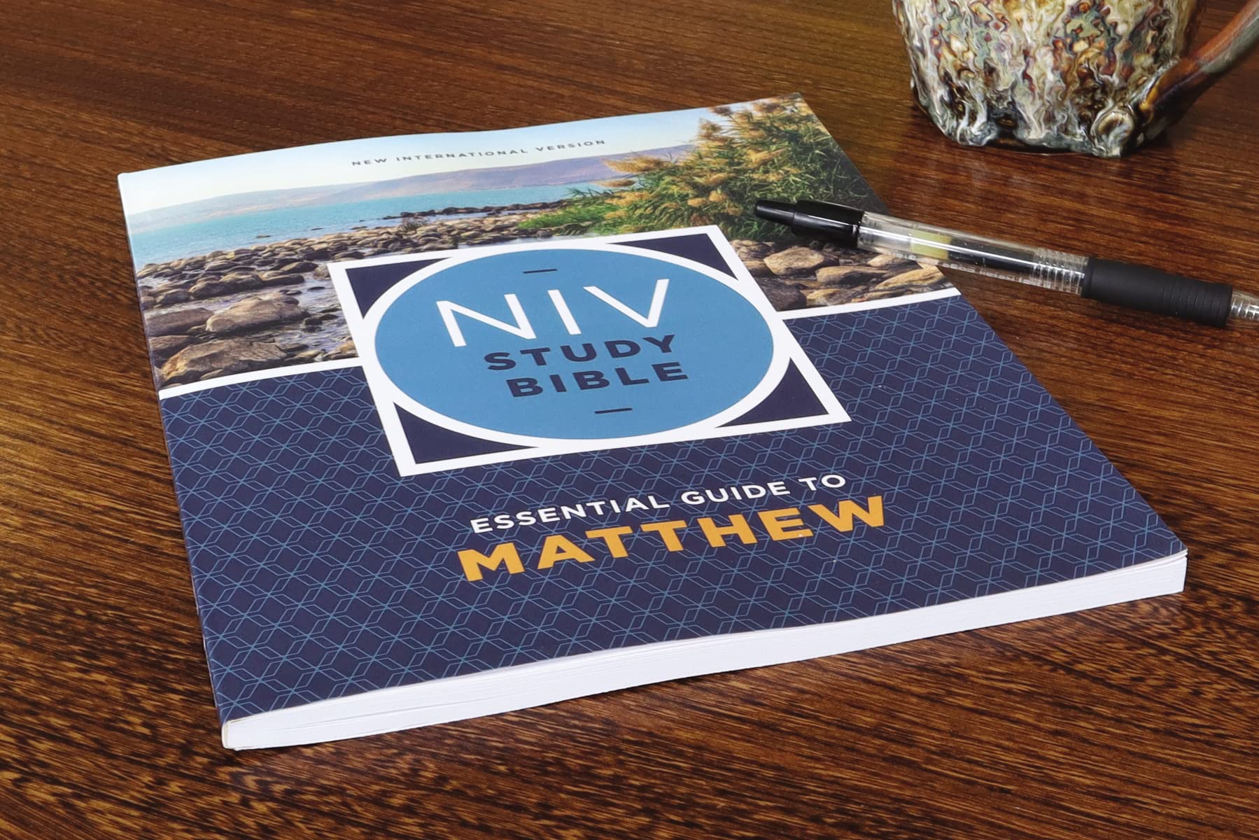 NIV Study Bible Essential Guide to Matthew, Paperback, Red Letter, Comfort Print - Image 2