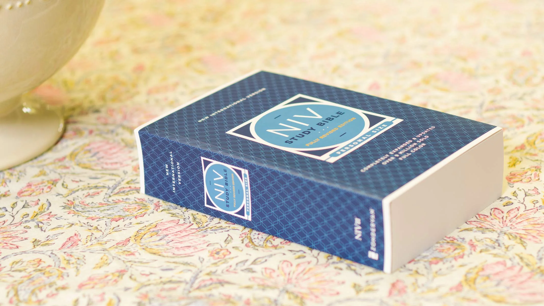 NIV Study Bible, Fully Revised Edition, Personal Size, Red Letter, Comfort Print - Image 13