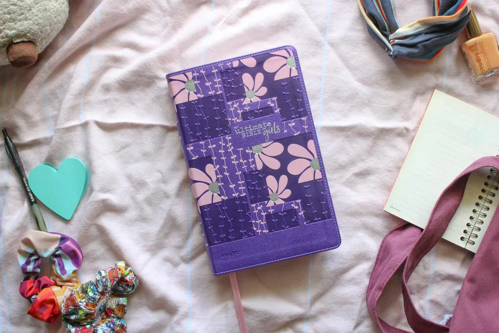NIV, Ultimate Bible for Girls, Faithgirlz Edition: The Perfect Christian Faith Gift for Your Tween Girl, Age 8-12 - Image 6