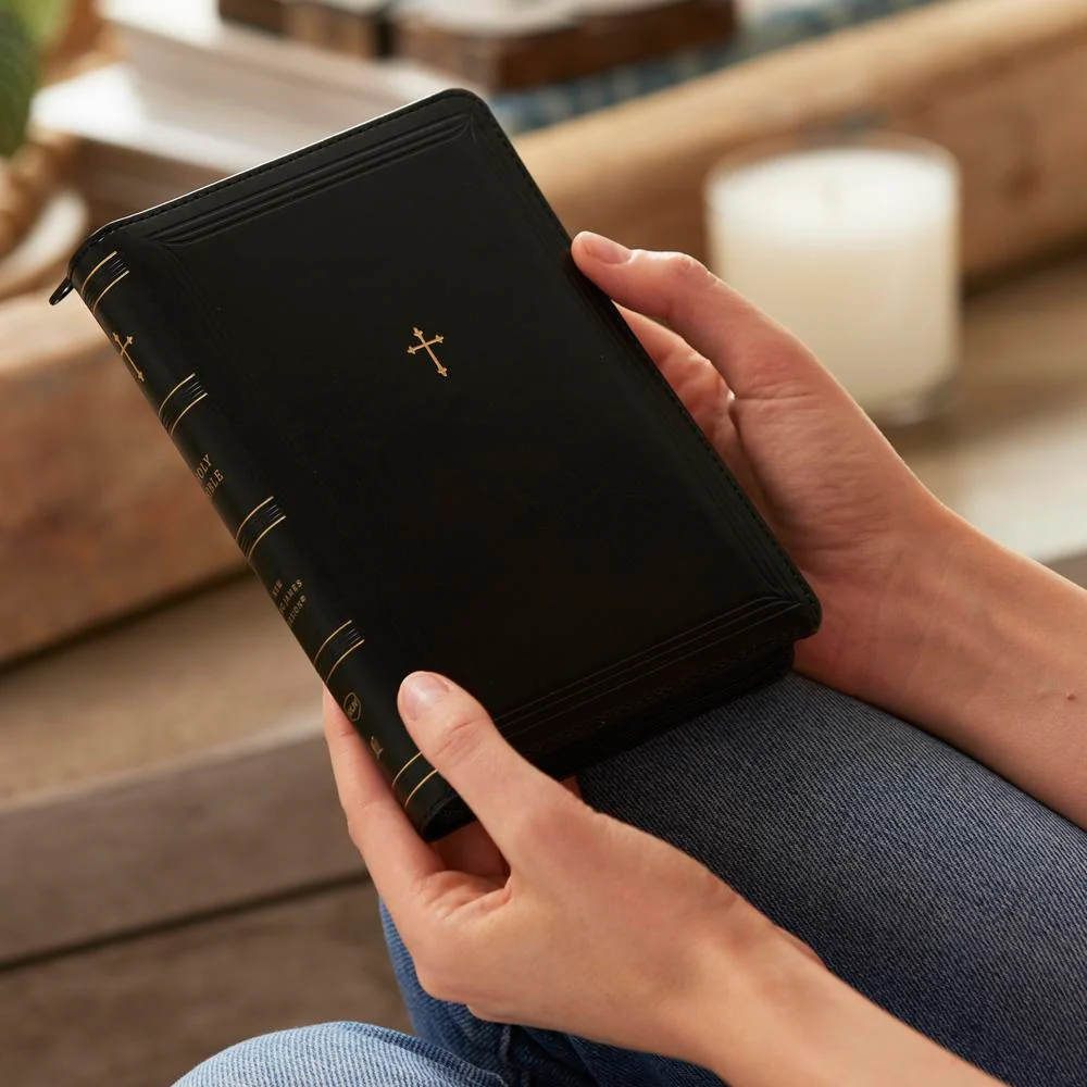 NKJV Compact Paragraph-Style Bible w/ 43,000 Cross References, Red Letter, Comfort Print: Holy Bible, New King James Version - Image 22