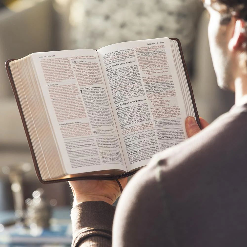 NKJV, Foundation Study Bible, Red Letter Edition: Holy Bible, New King James Version - Image 8