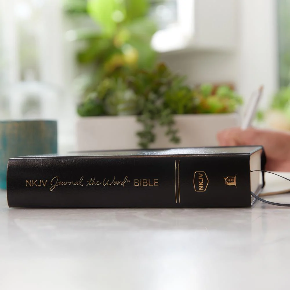 NKJV, Journal the Word Bible, Red Letter Edition, Comfort Print - Image 14