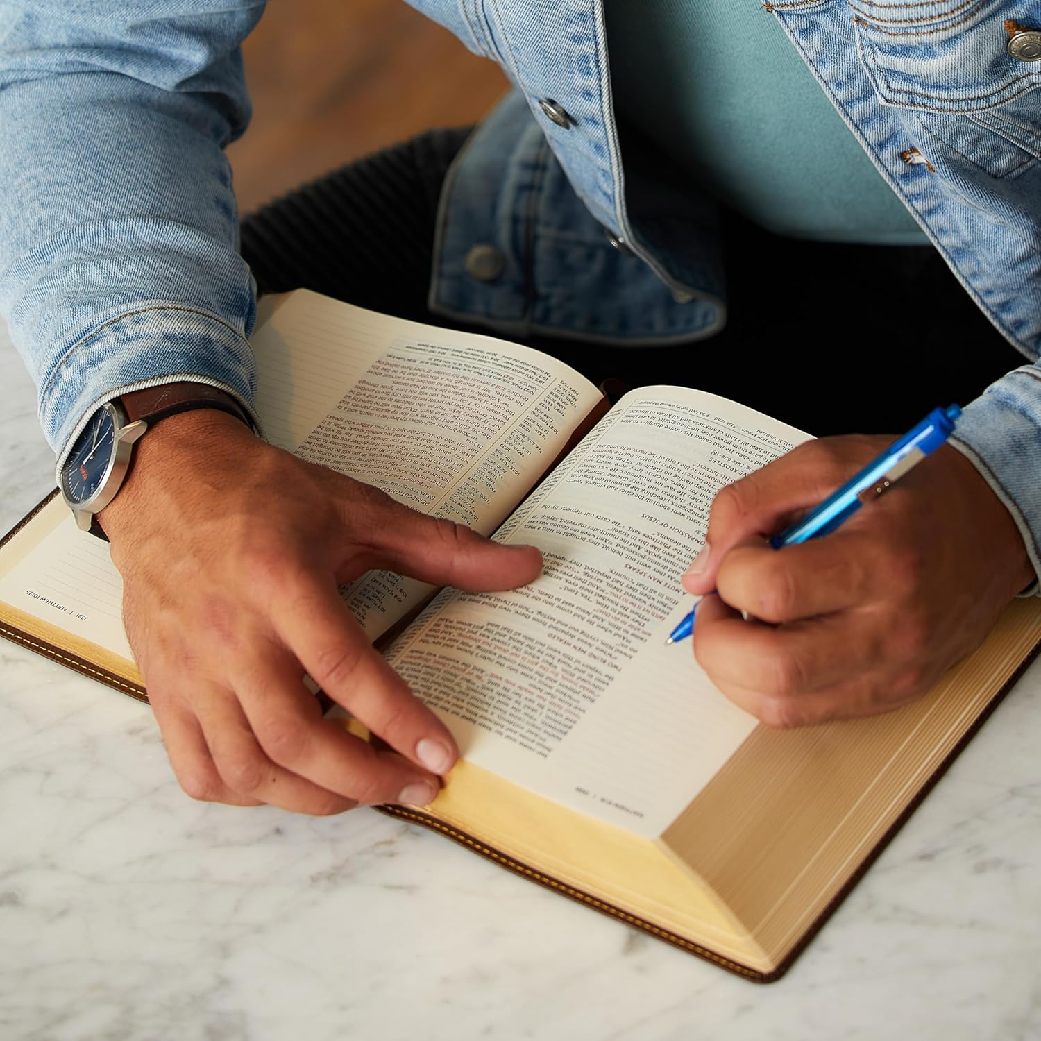 NKJV, Journal the Word Reference Bible, Red Letter Edition, Comfort Print - Image 28