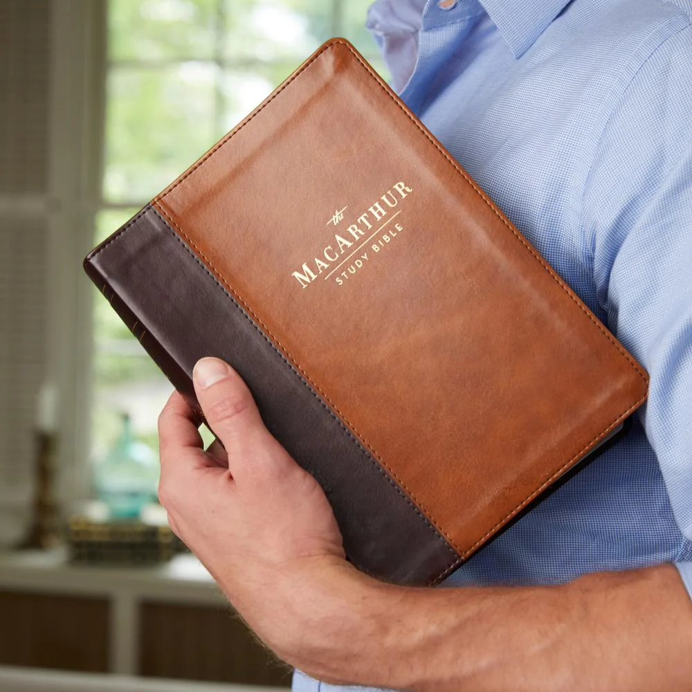 NKJV, MacArthur Study Bible, 2nd Edition, Comfort Print: Unleashing God's Truth One Verse at a Time - Image 63