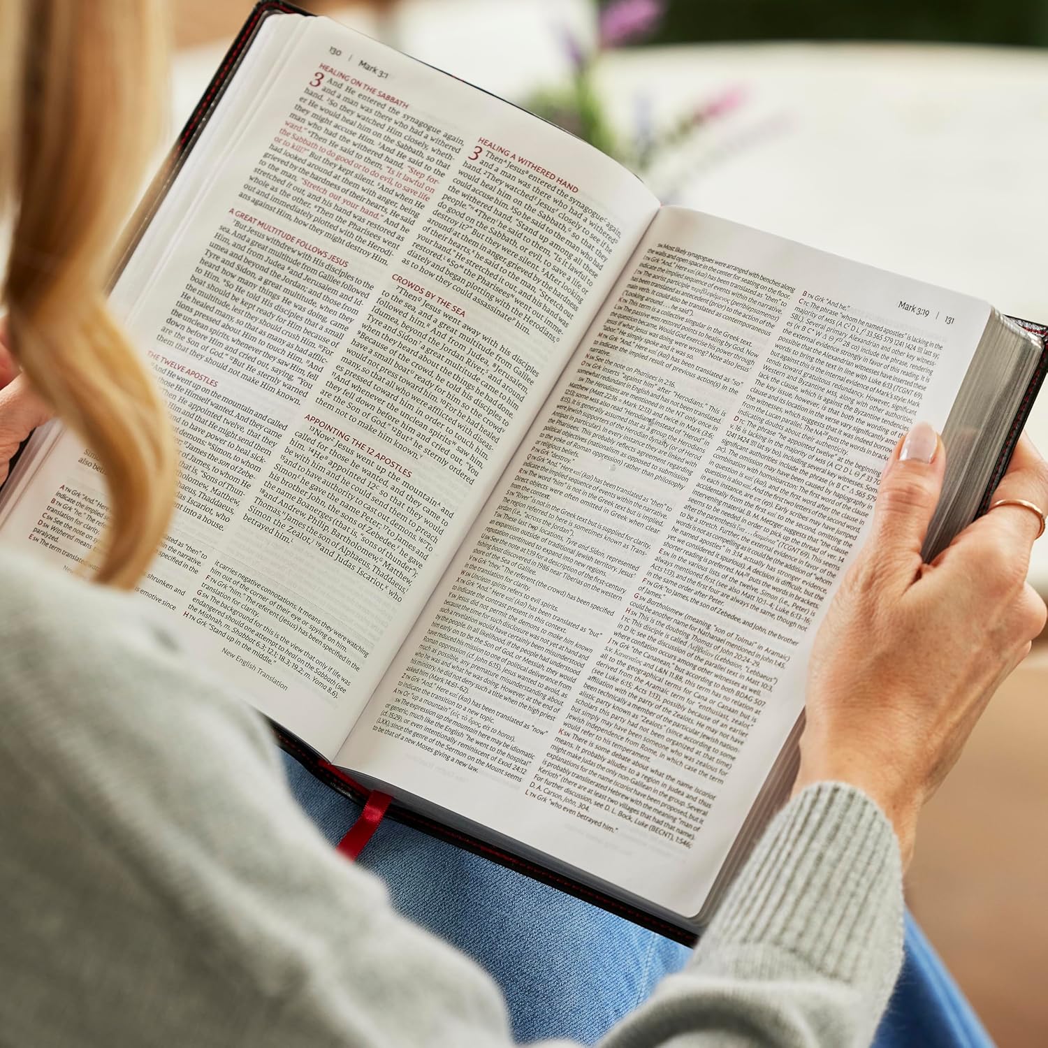 NKJV-NET Parallel New Testament with NET Translators' Notes, Hardcover, Red Letter, Comfort Print: Unparalleled Insights with over 16,000 Translator Notes - Image 6