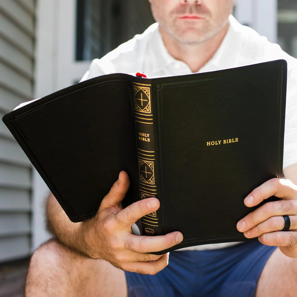 NKJV, Thinline Bible, Giant Print, Red Letter Edition, Comfort Print - Image 18