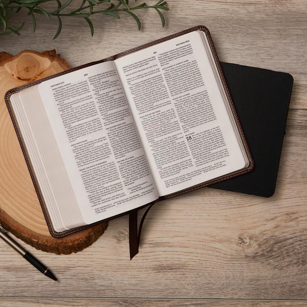 NKJV, Value Thinline Bible, Compact, Red Letter Edition, Comfort Print: Holy Bible, New King James Version - Image 12