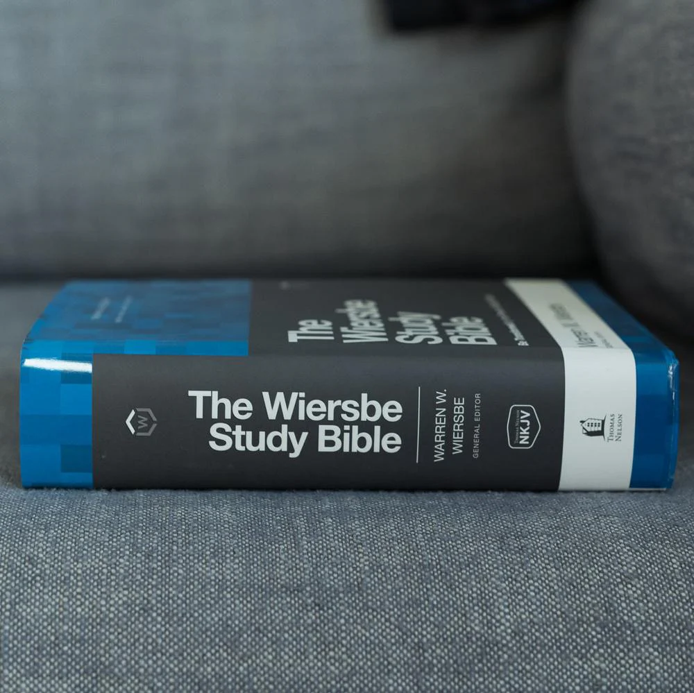 NKJV, Wiersbe Study Bible, Red Letter Edition, Comfort Print: Be Transformed by the Power of God’s Word - Image 11