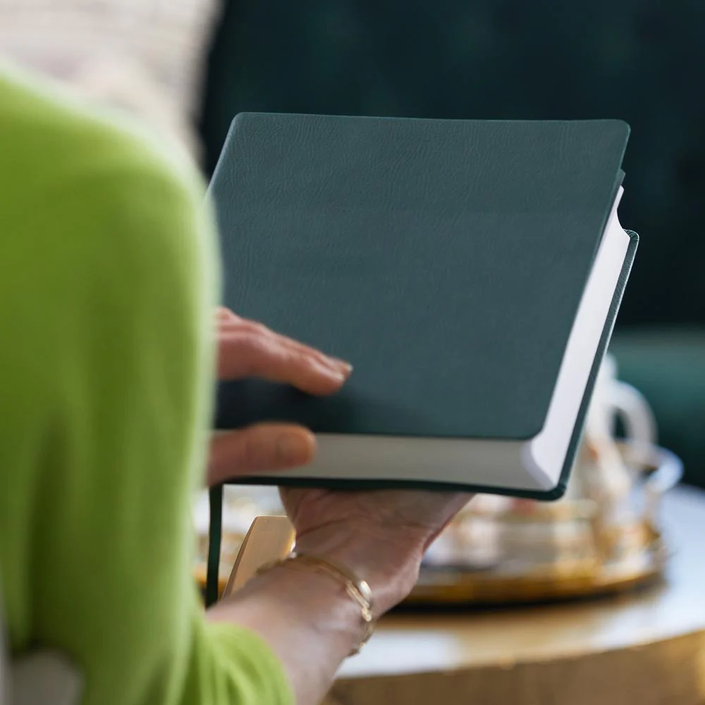 NRSV XL, Catholic Edition: Holy Bible - Image 4