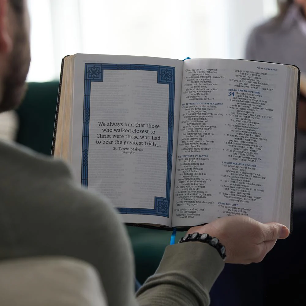 NRSVCE, Great Quotes Catholic Bible, Comfort Print: Holy Bible - Image 10