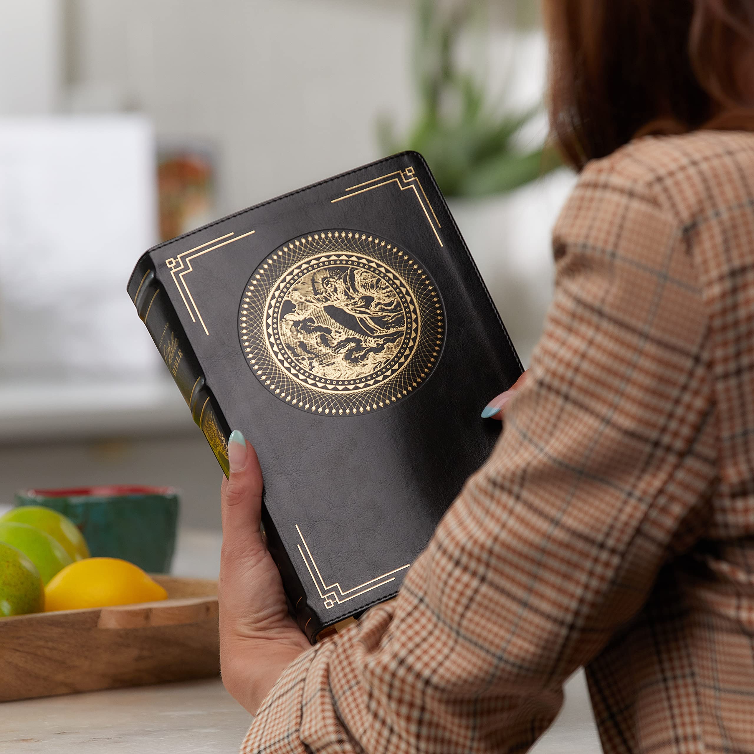 NRSVCE, Illustrated Catholic Bible, Comfort Print: Holy Bible - Image 6
