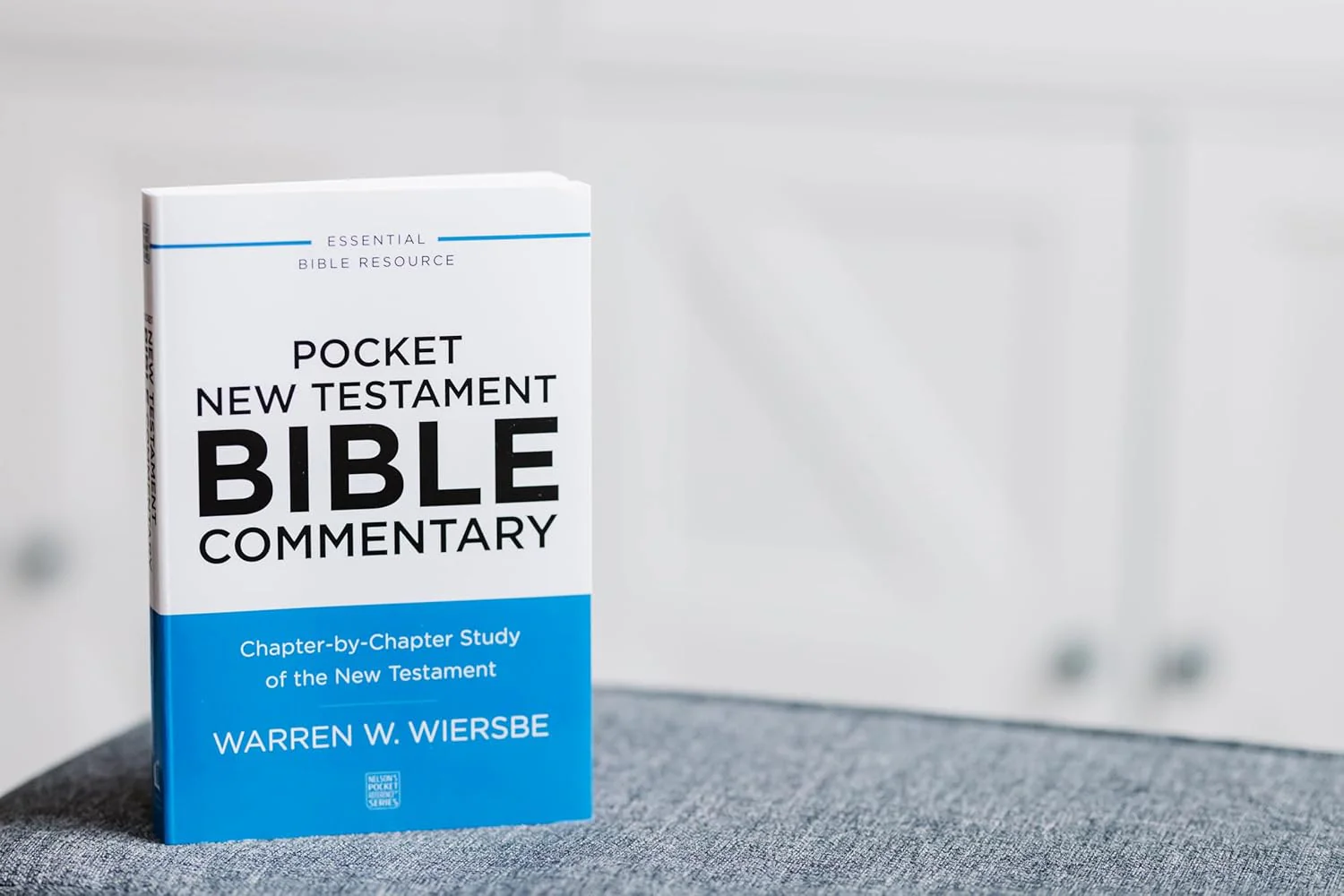 Pocket New Testament Bible Commentary: Chapter-by-Chapter Study of the New Testament - Image 5