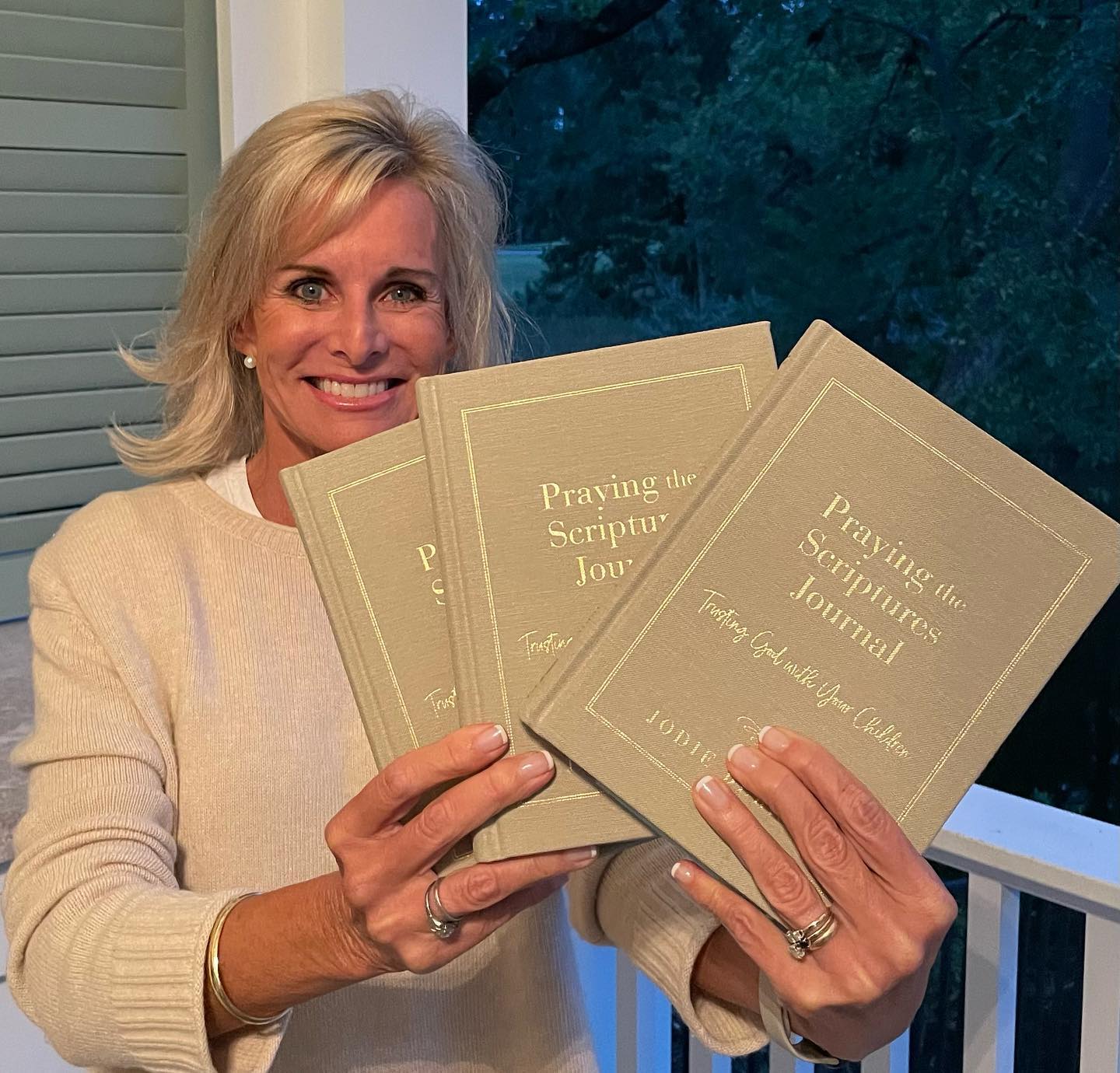 Praying The Scriptures For Your Adult Children Book + Praying the Scriptures Journal Bundle - Image 5