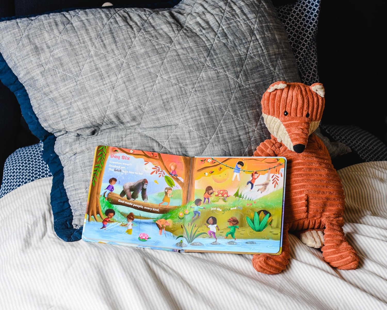 See What God Made!: A Creation Story Lift-the-Flap Book - Image 6
