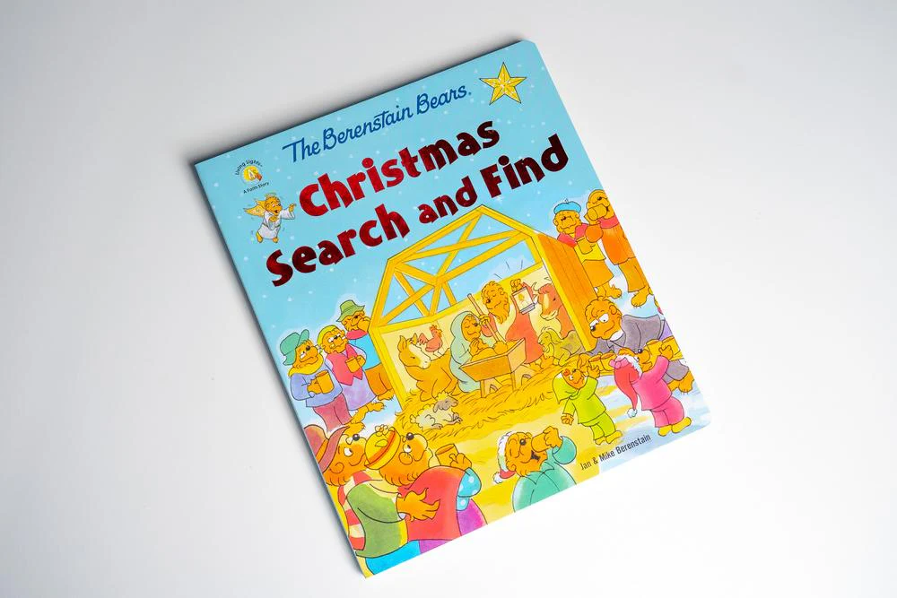The Berenstain Bears Christmas Search and Find - Image 5