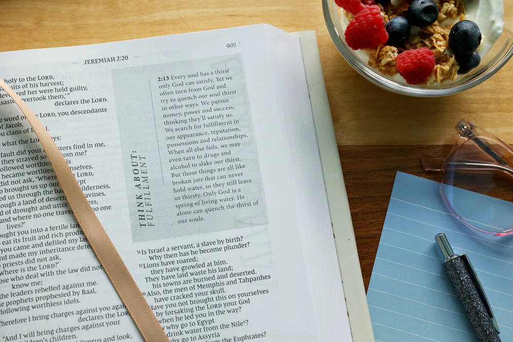 The God Who Sees Study Guide + Book + Bible Bundle - Image 11