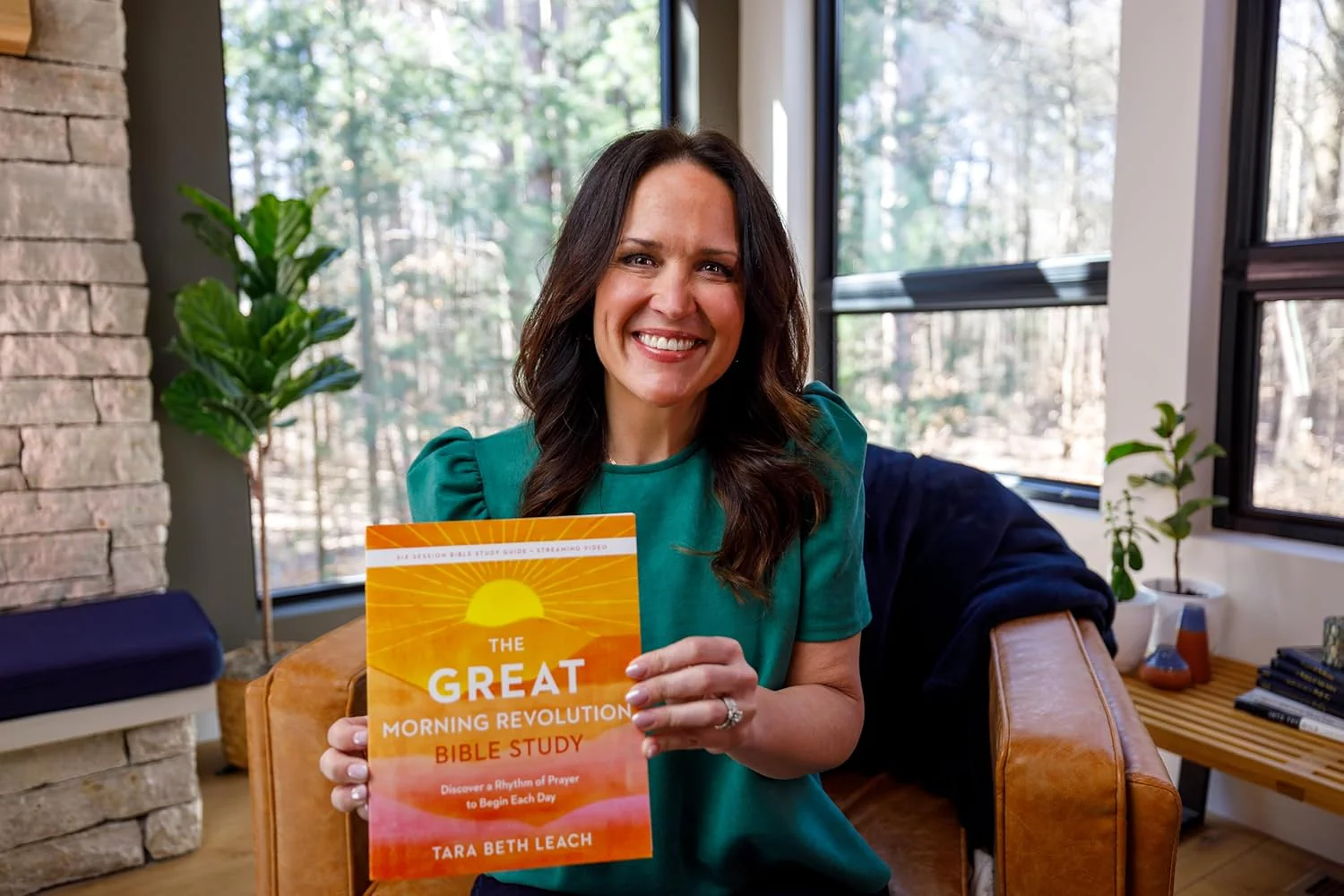 The GREAT Morning Revolution Bible Study Guide plus Streaming Video: Discover a Rhythm of Prayer to Begin Each Day - Image 2