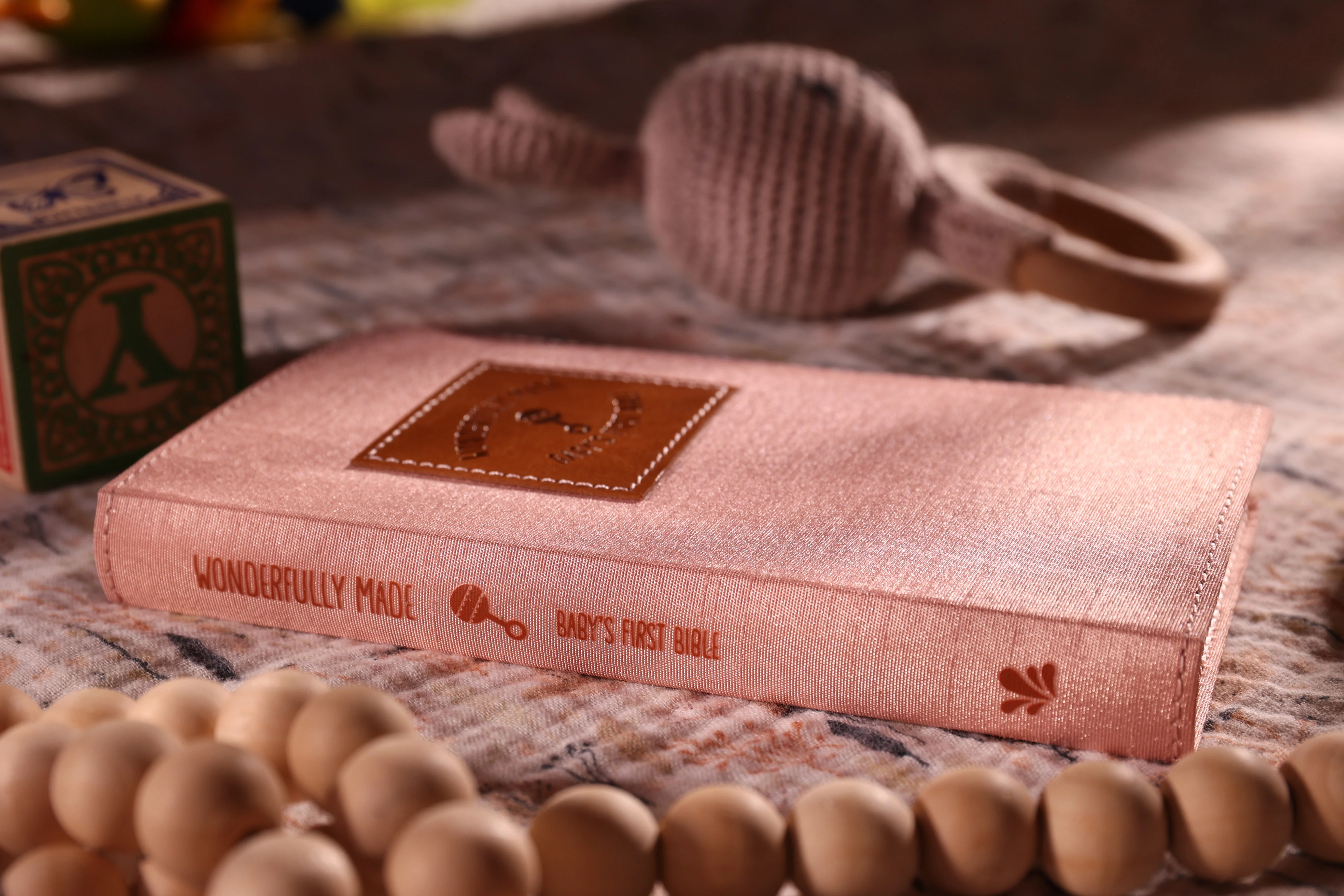 KJV, Wonderfully Made New Testament & Psalms: Baby Girl's First Bible, Softcover, Pink - Image 3