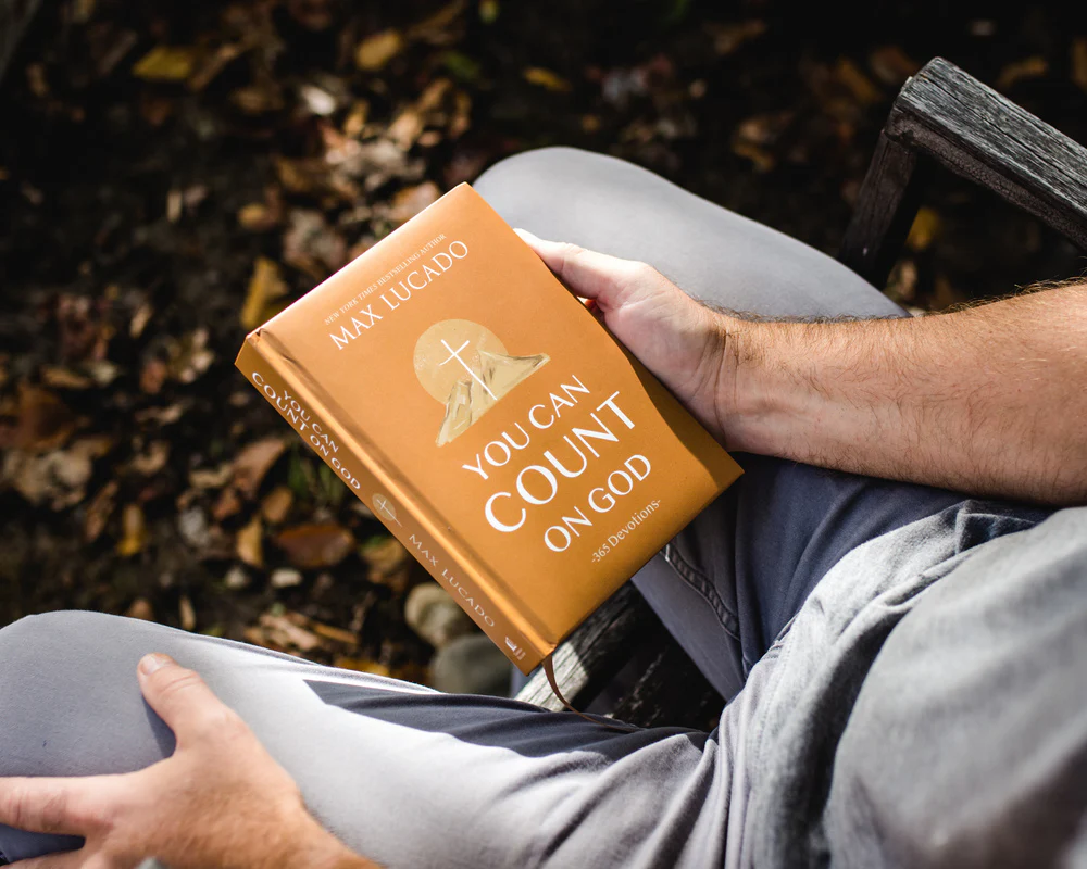 You Can Count on God: 365 Daily Devotions for Hope and Peace (A One-Year Devotional) – The Perfect Christian Gift for Women and Men - Image 11